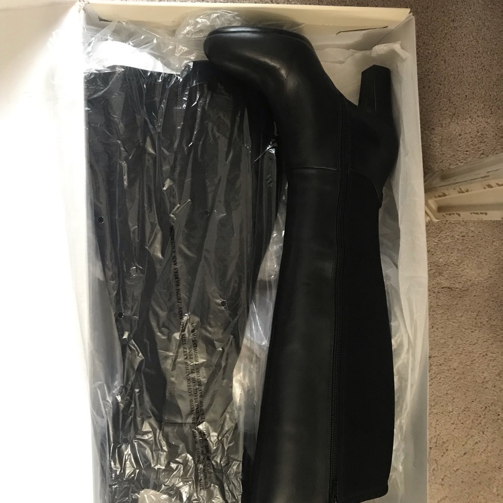 Anne Klein NEW Black Leather Boots